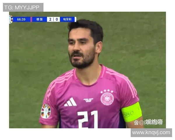 欧洲杯小组赛悬念重重，球迷热议不断